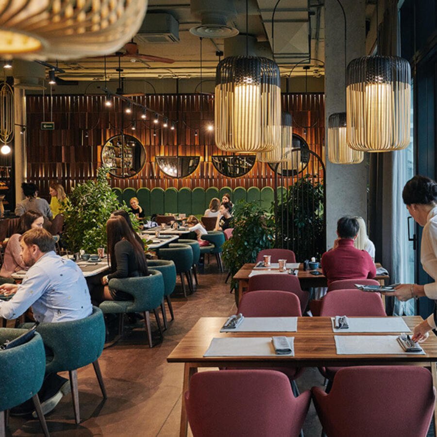 Salle du restaurant Aux Amis